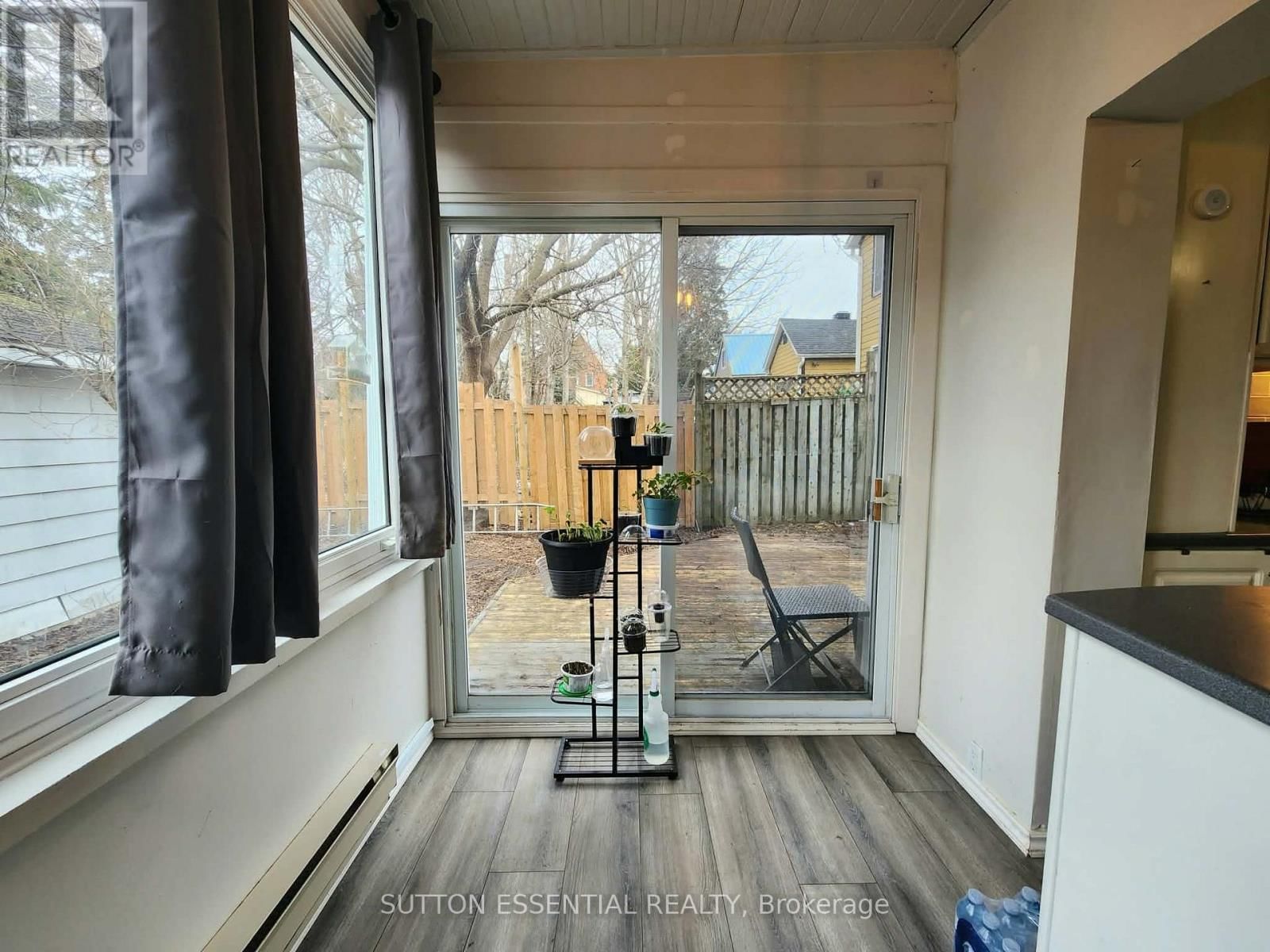 47 PEARL STREET EAST Image 15