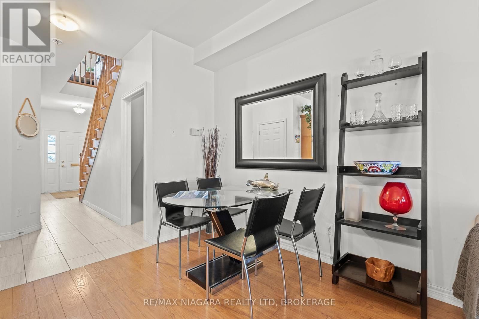 1069 BEACH BOULEVARD Image 12