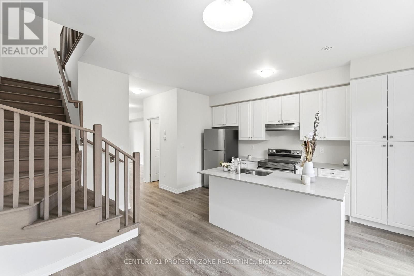 36 - 185 BEDROCK DRIVE Image 18