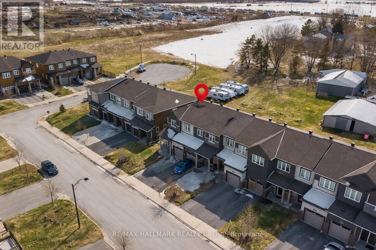 562 CLEMENCY CRESCENT Image 31