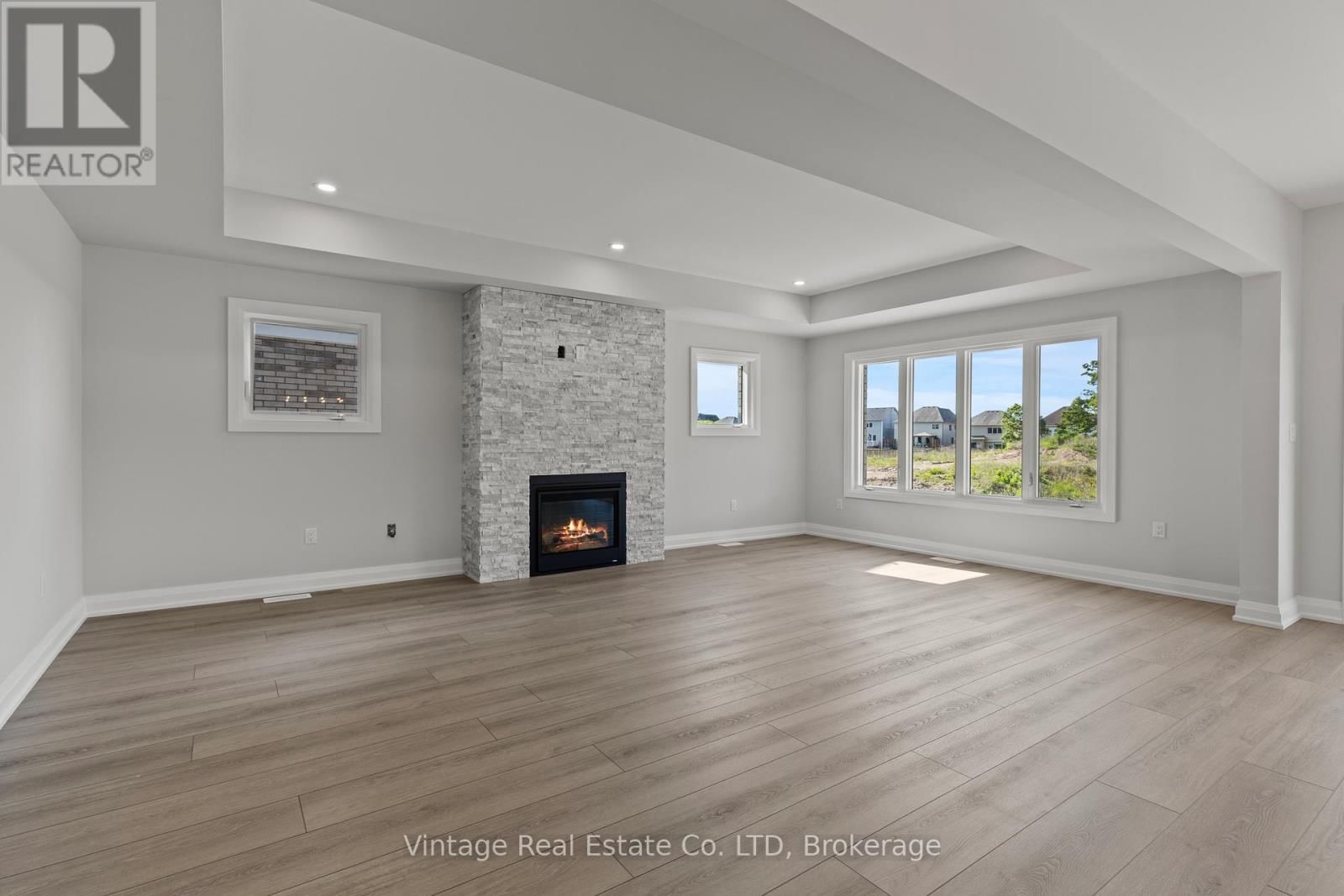 7455 MAJESTIC TRAIL Image 12