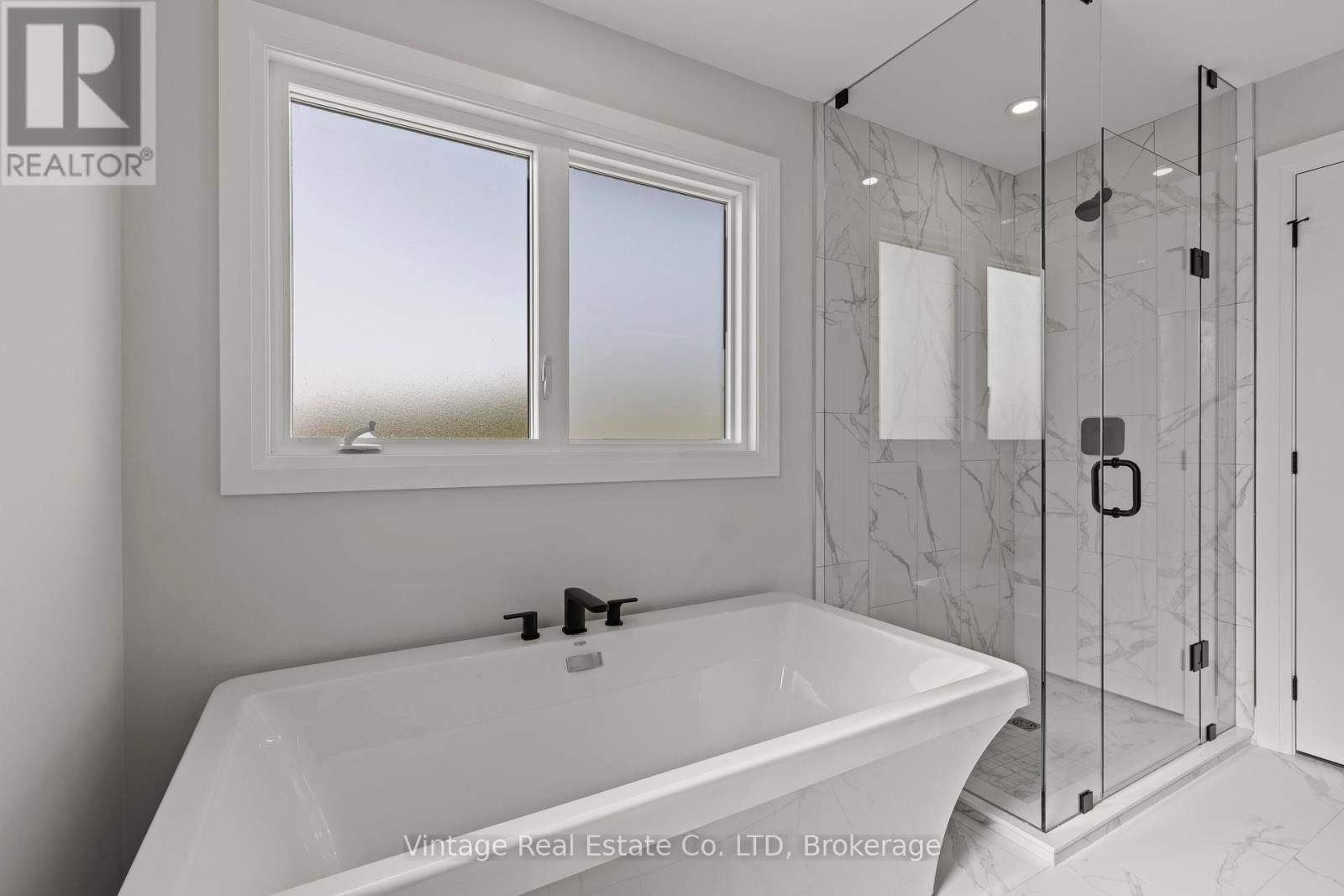 7455 MAJESTIC TRAIL Image 18