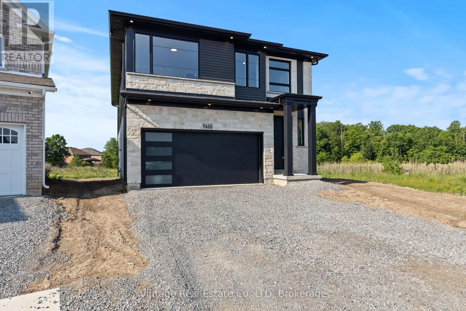 7455 MAJESTIC TRAIL Image 2