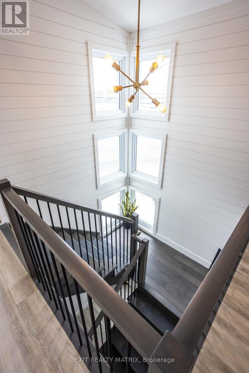 686 ST ISIDORE ROAD Image 13