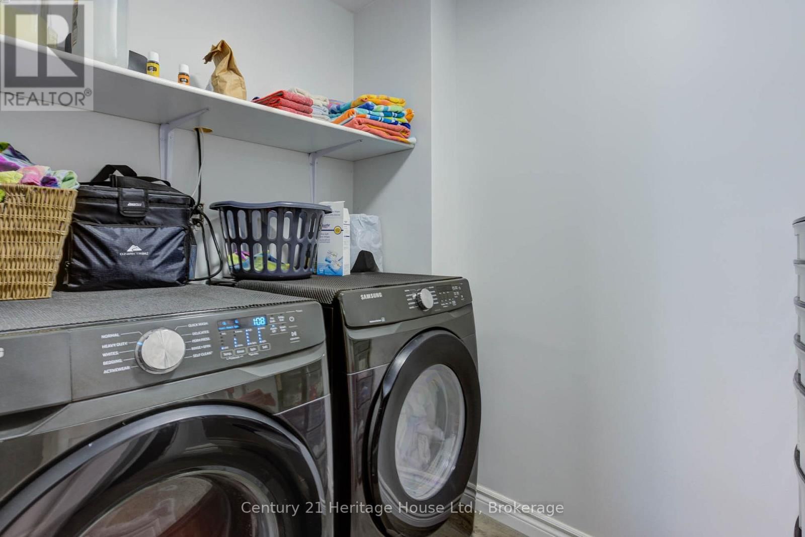 276 12TH STREET Image 18