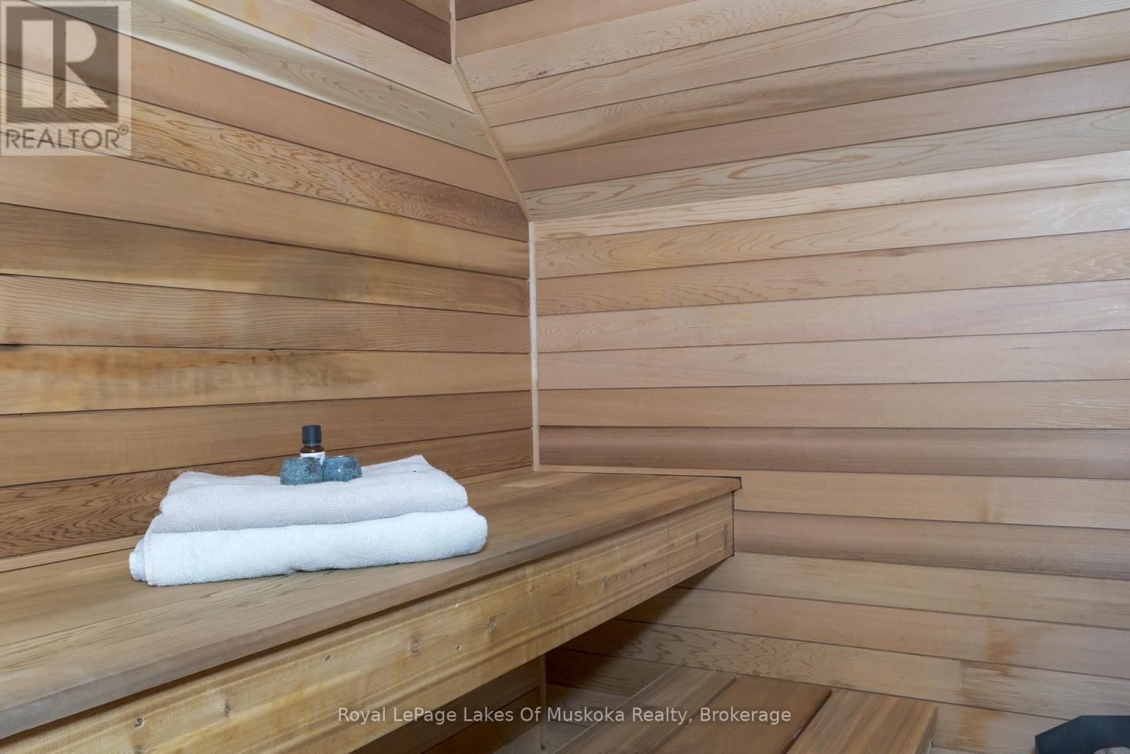 9 DALEMAN DRIVE Image 32