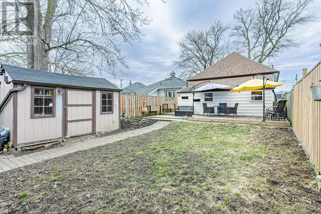 971 ELIAS STREET Image 31