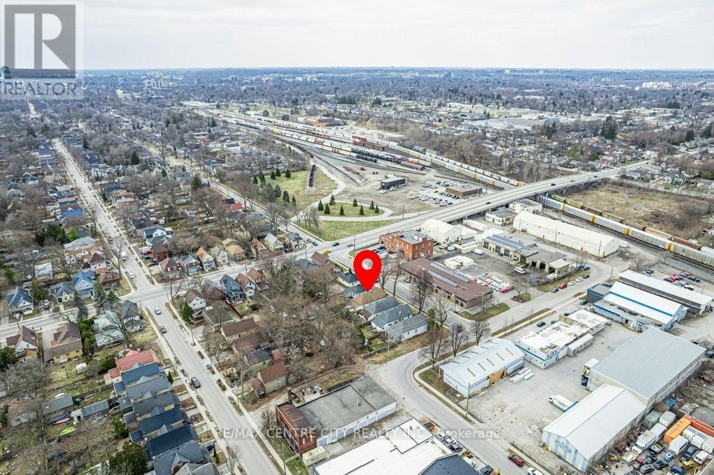 971 ELIAS STREET Image 41