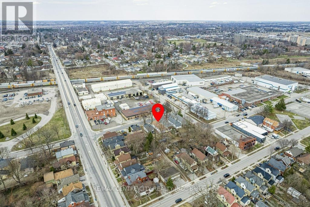 971 ELIAS STREET Image 42