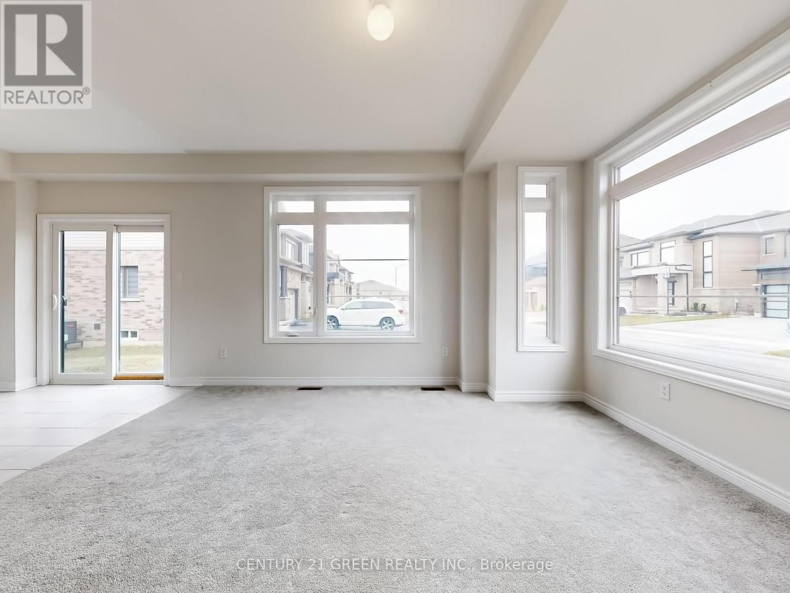 41 BENTGRASS DRIVE Image 15