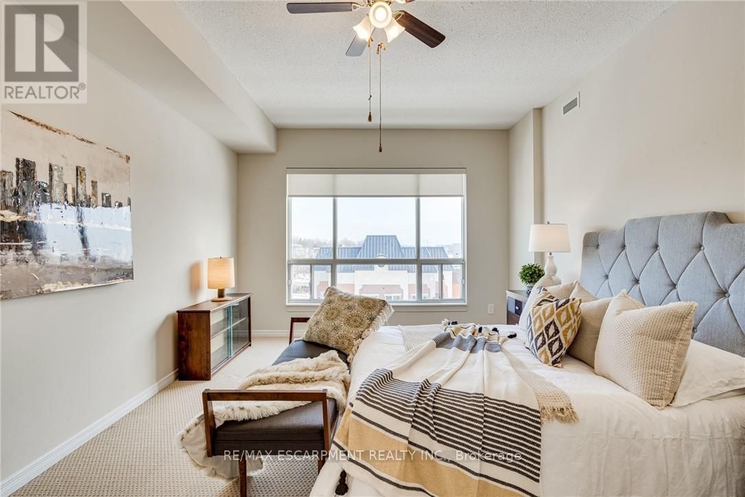 703 - 4000 CREEKSIDE DRIVE Image 22