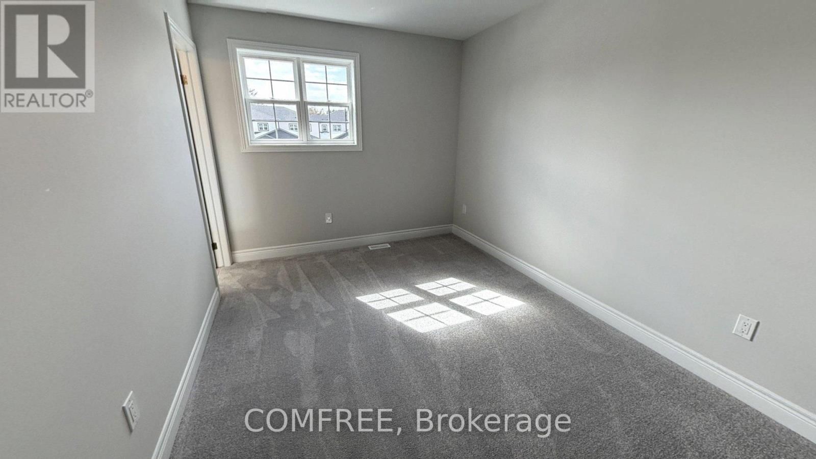 31 MCCONNELL CRESCENT Image 12