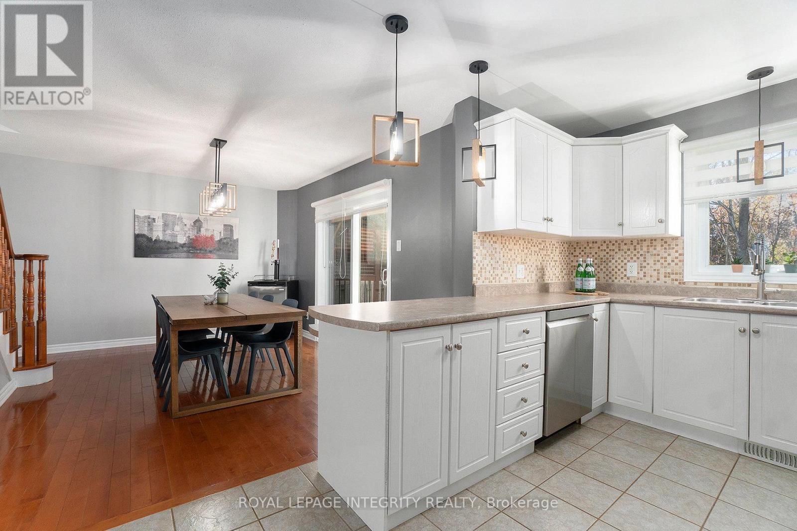 34 GIROUX STREET Image 9