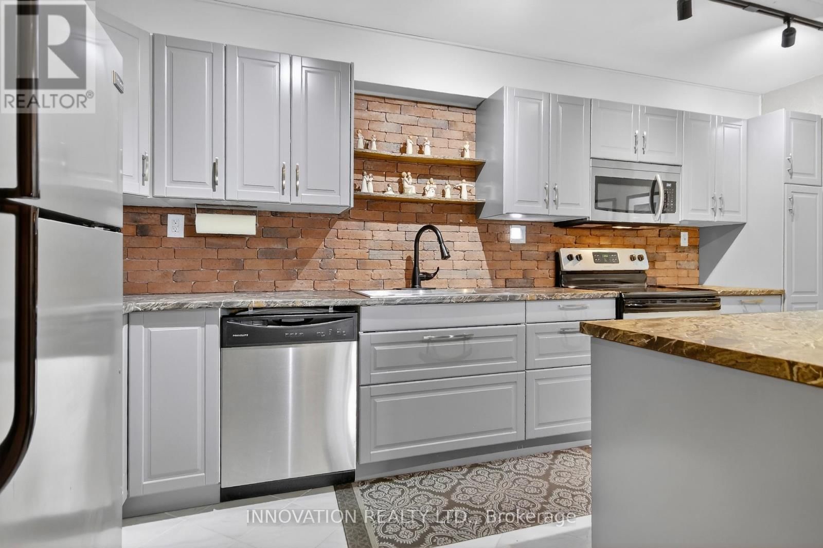 8 - 15 FINDLAY AVENUE Image 13