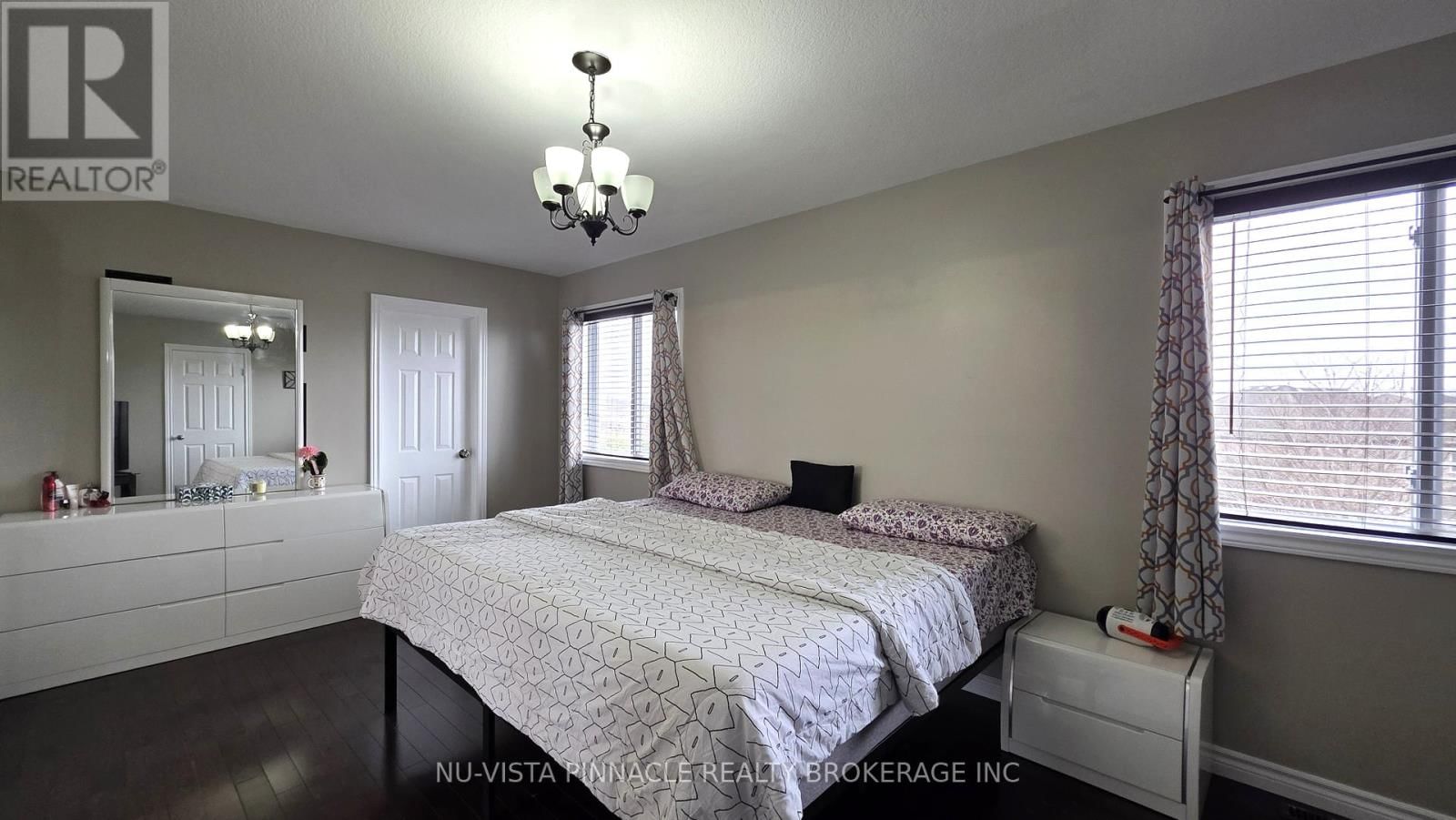 1603 VANDUSEN COURT Image 31