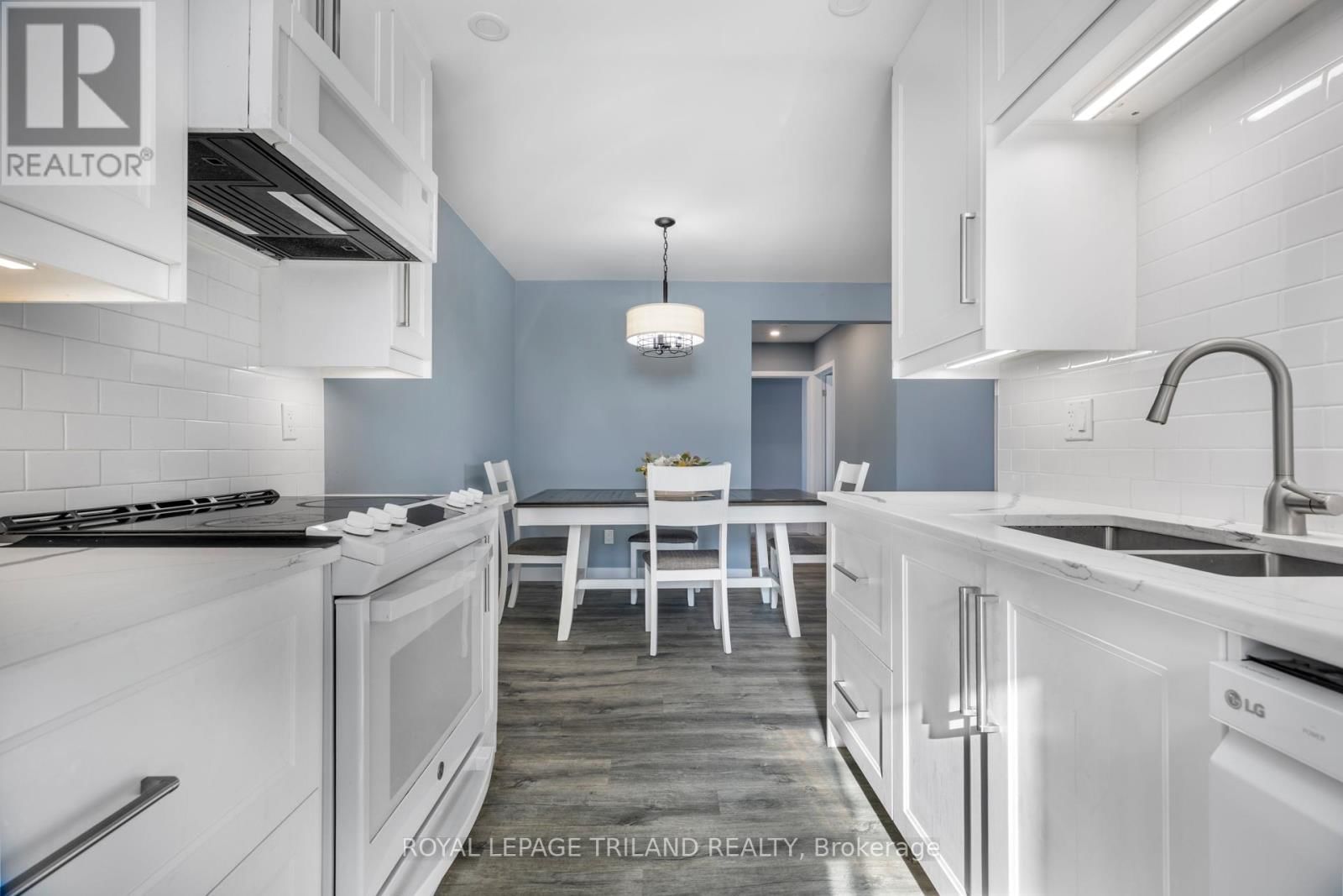 97 - 1096 JALNA BOULEVARD Image 10