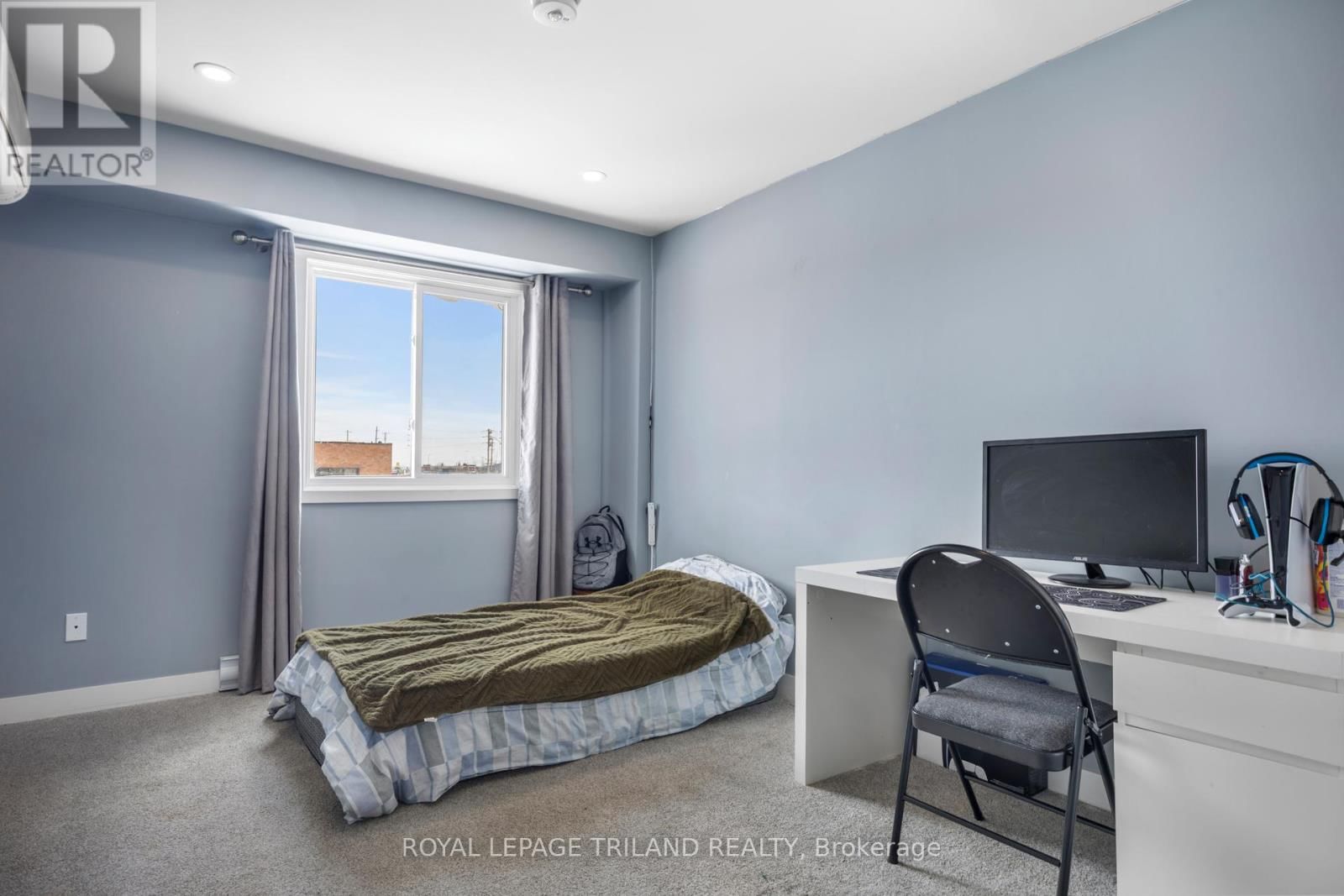 97 - 1096 JALNA BOULEVARD Image 17