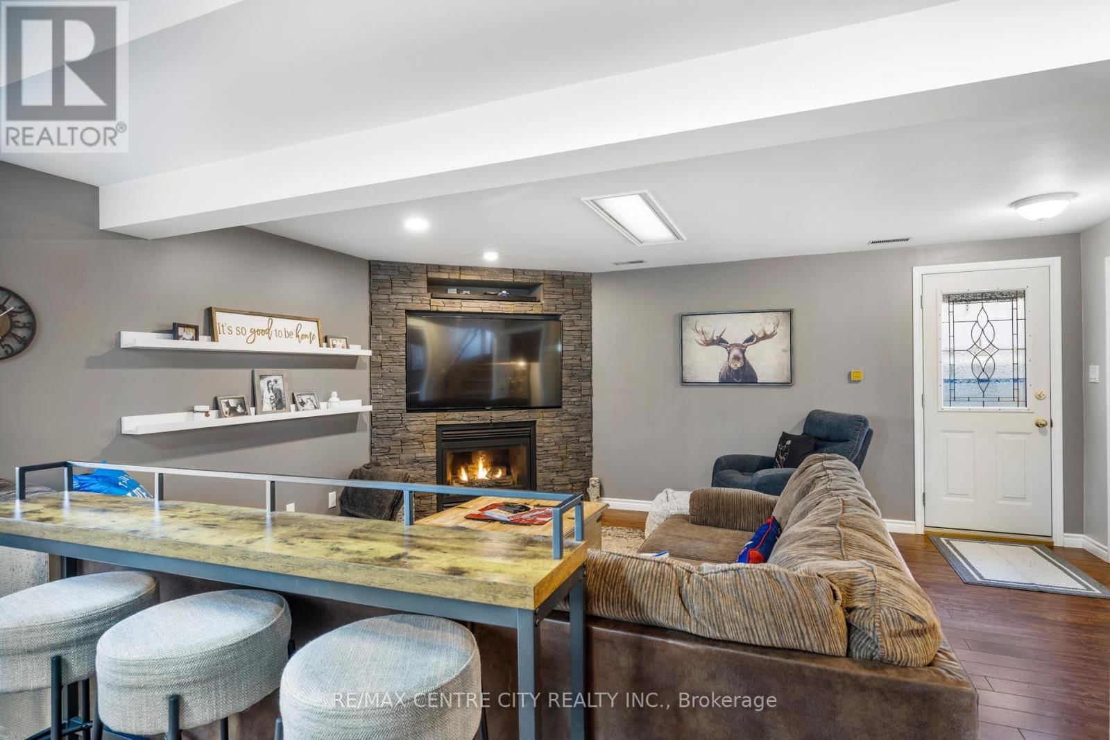 18 HIGHVIEW DRIVE Image 15