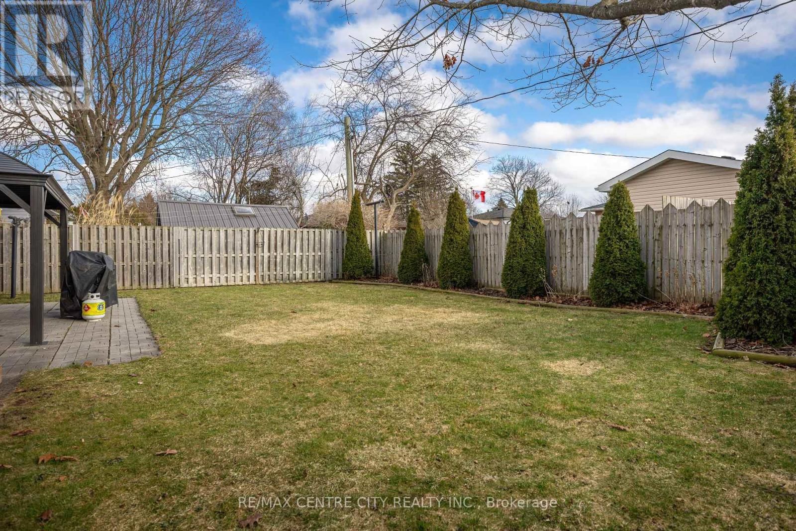 18 HIGHVIEW DRIVE Image 27