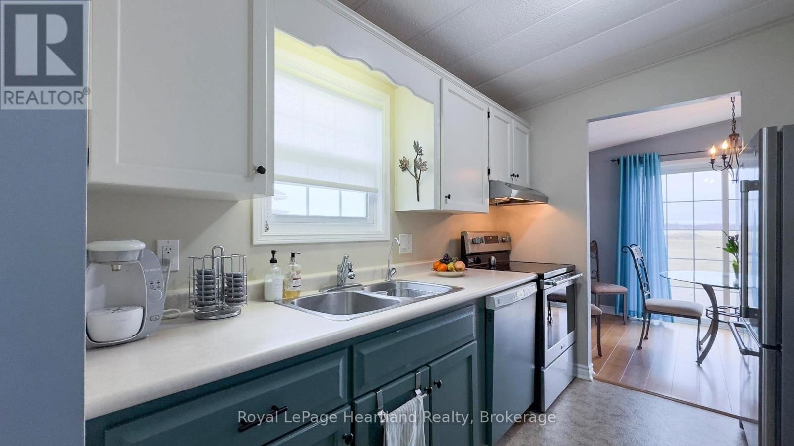 52 ALGONQUIN LANE Image 13