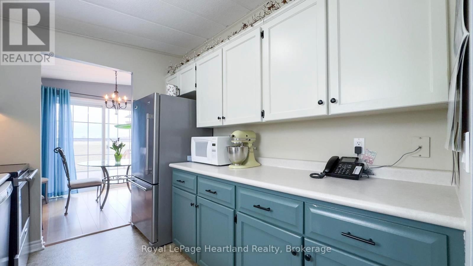 52 ALGONQUIN LANE Image 14