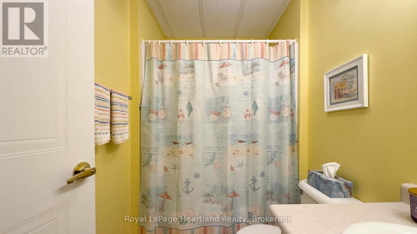 52 ALGONQUIN LANE Image 16