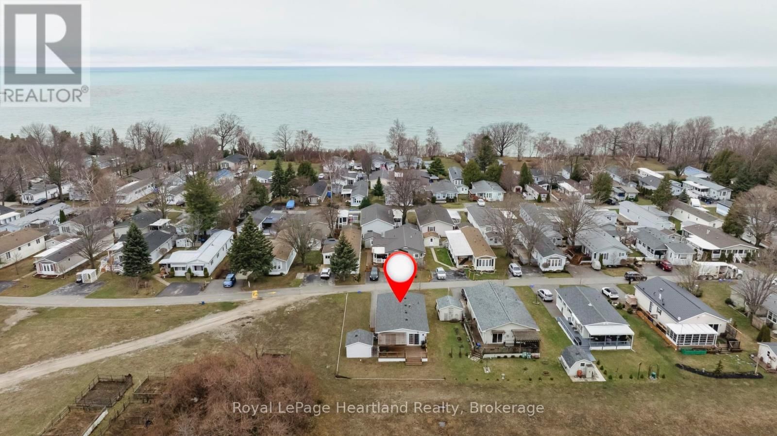 52 ALGONQUIN LANE Image 2