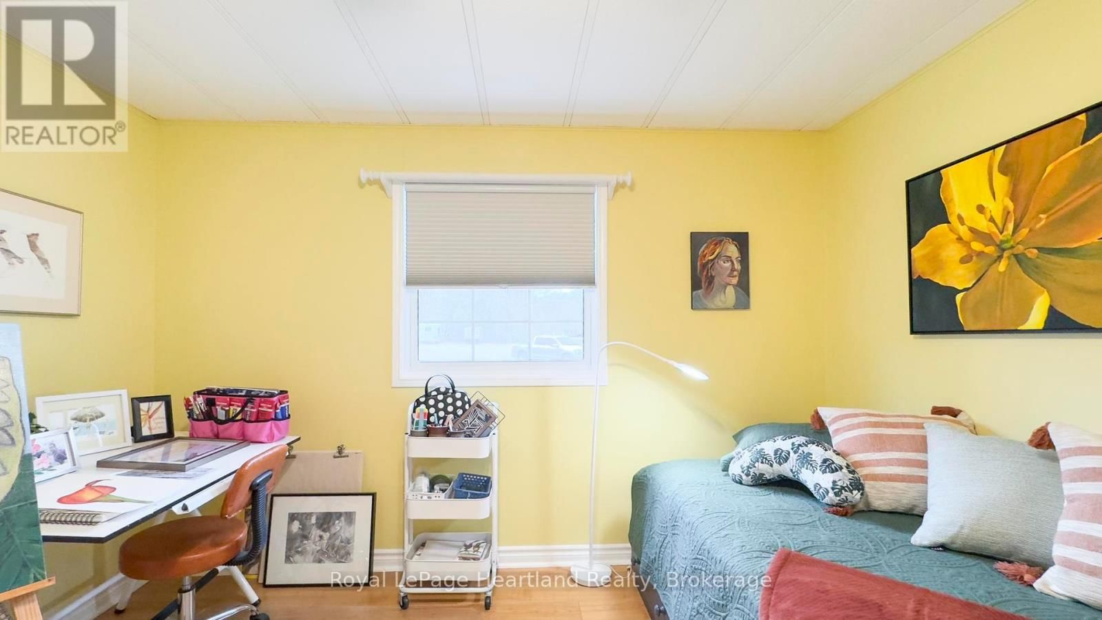 52 ALGONQUIN LANE Image 21