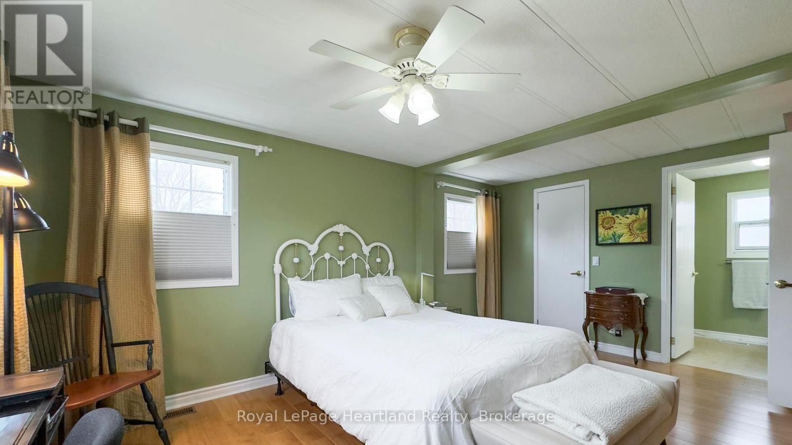 52 ALGONQUIN LANE Image 24