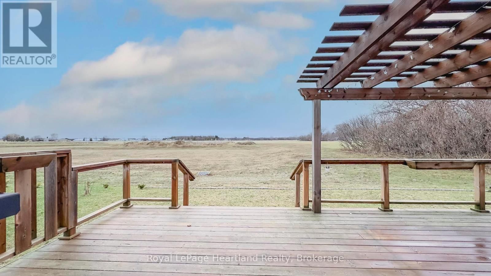 52 ALGONQUIN LANE Image 28