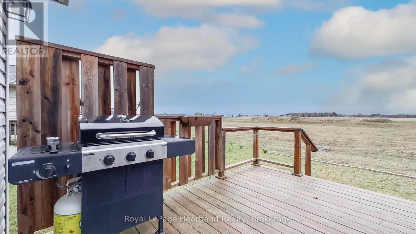 52 ALGONQUIN LANE Image 29