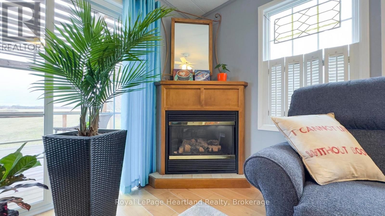 52 ALGONQUIN LANE Image 6