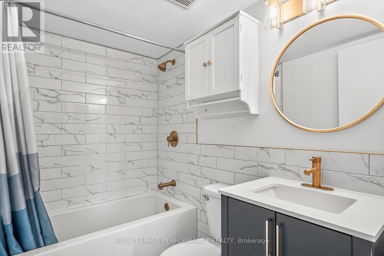 1603 - 160 GEORGE STREET Image 19