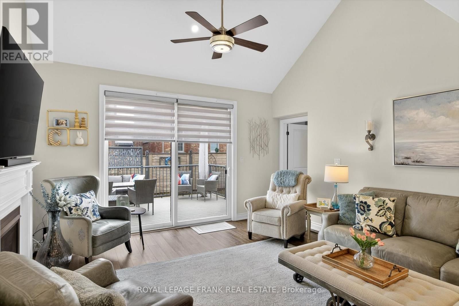 527 MACINTOSH GROVE Image 13