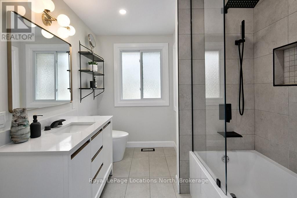 115 APPLEVALE COURT Image 24