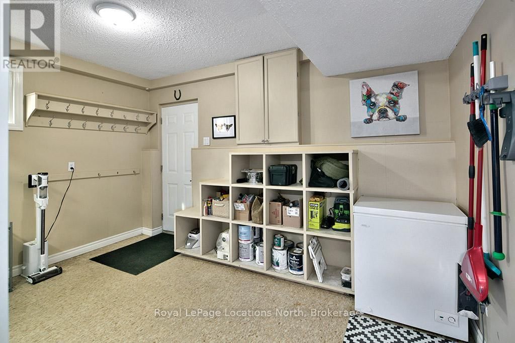 115 APPLEVALE COURT Image 32