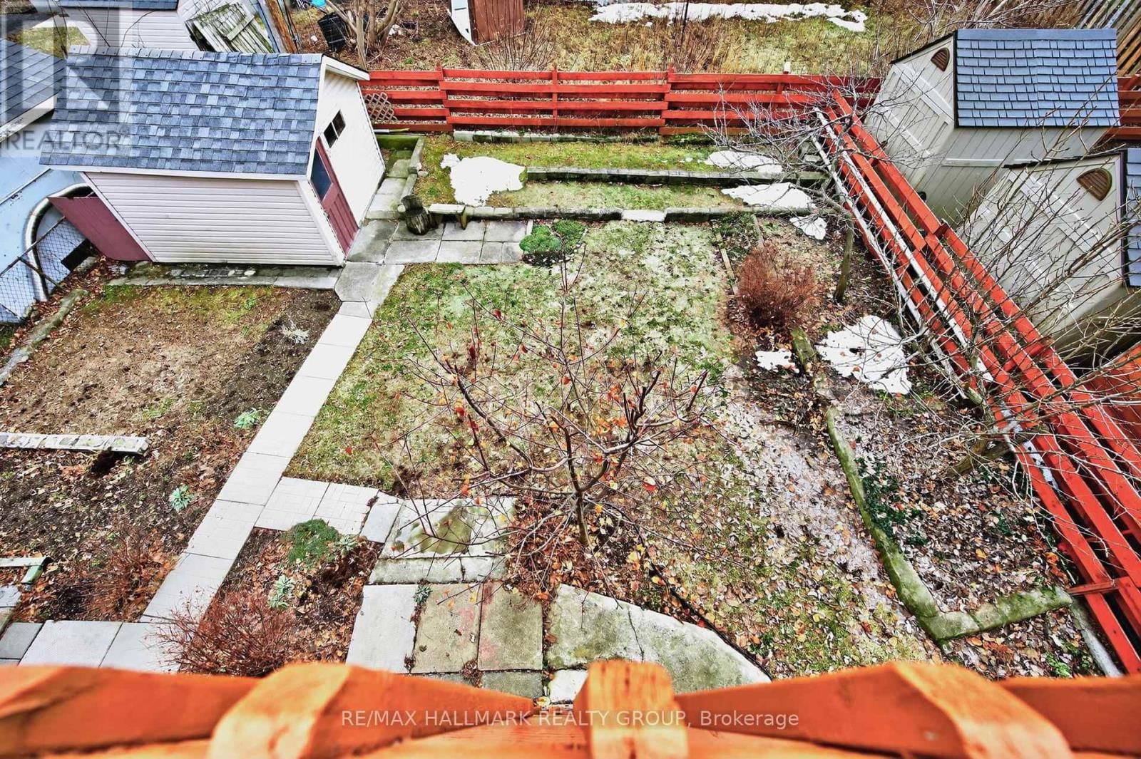 B - 2636 REGINA STREET Image 15