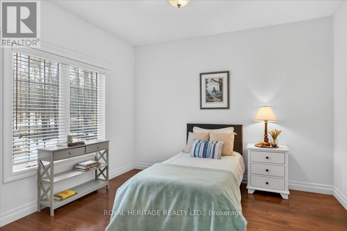 134 MITCHELL CRESCENT Image 19