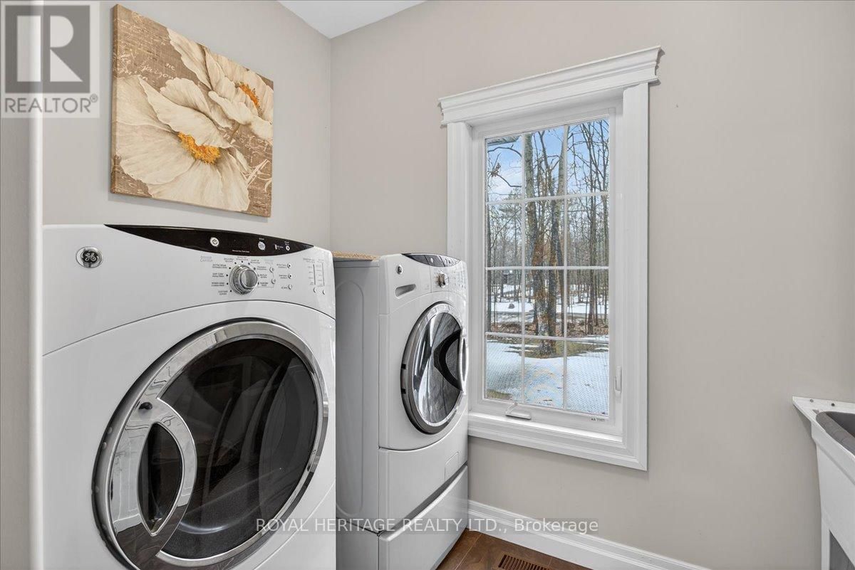 134 MITCHELL CRESCENT Image 25