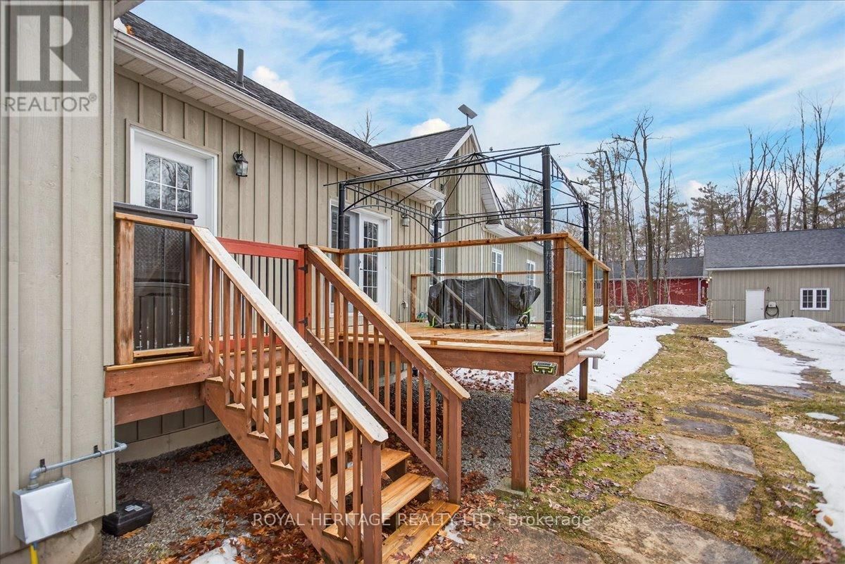 134 MITCHELL CRESCENT Image 35