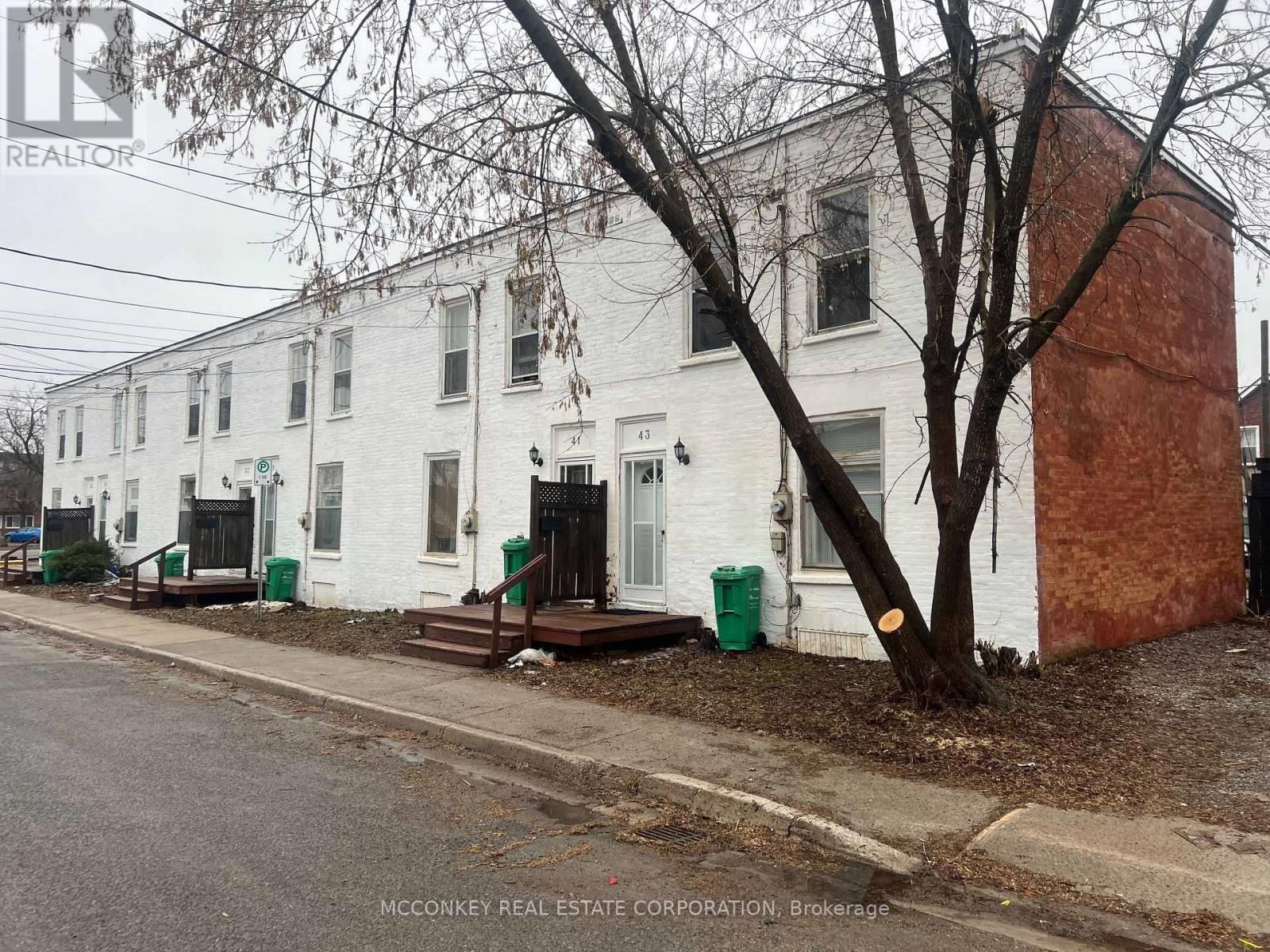 33-43 JACKSON AVENUE Image 2