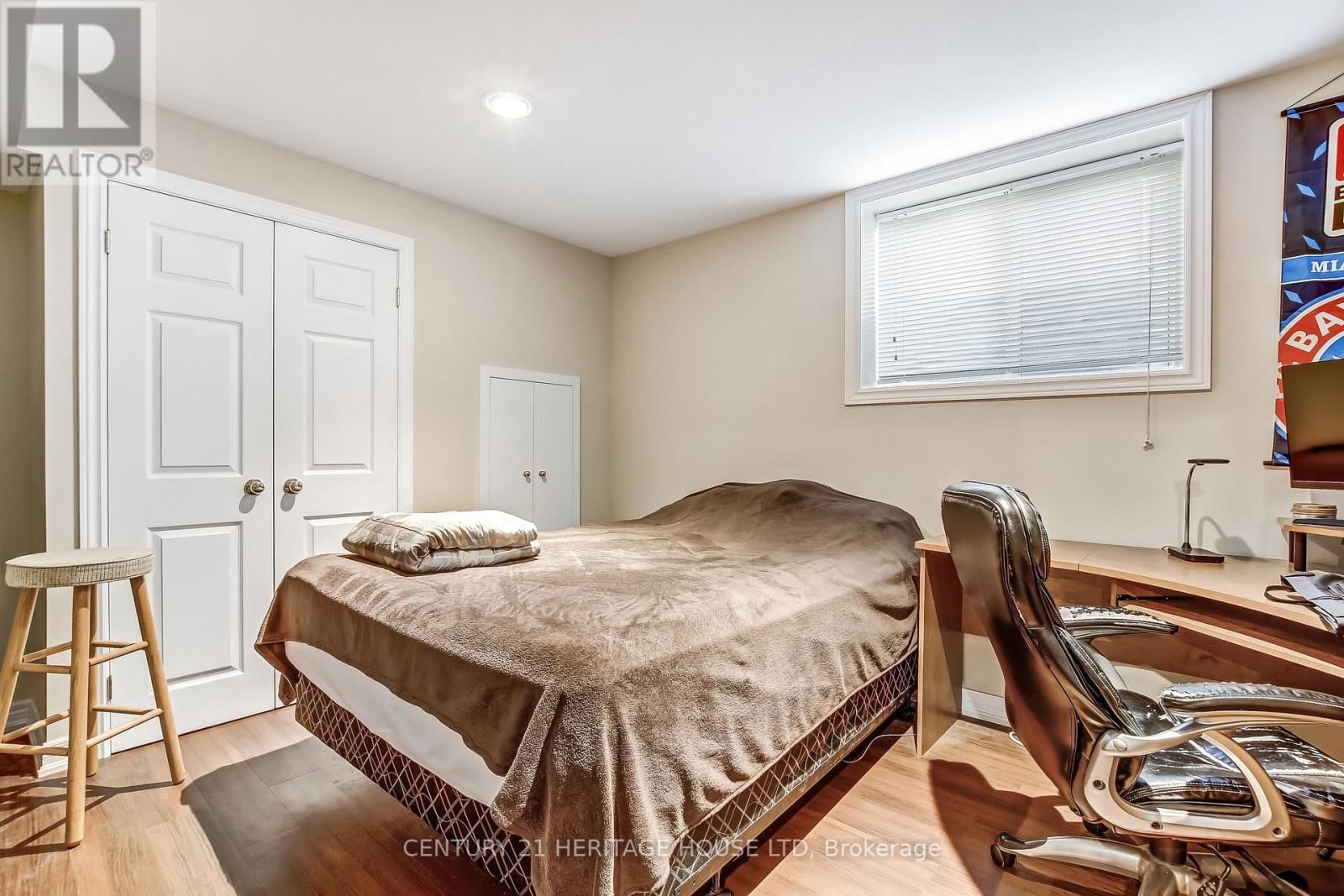 18 HICKORY BOULEVARD WEST Image 17