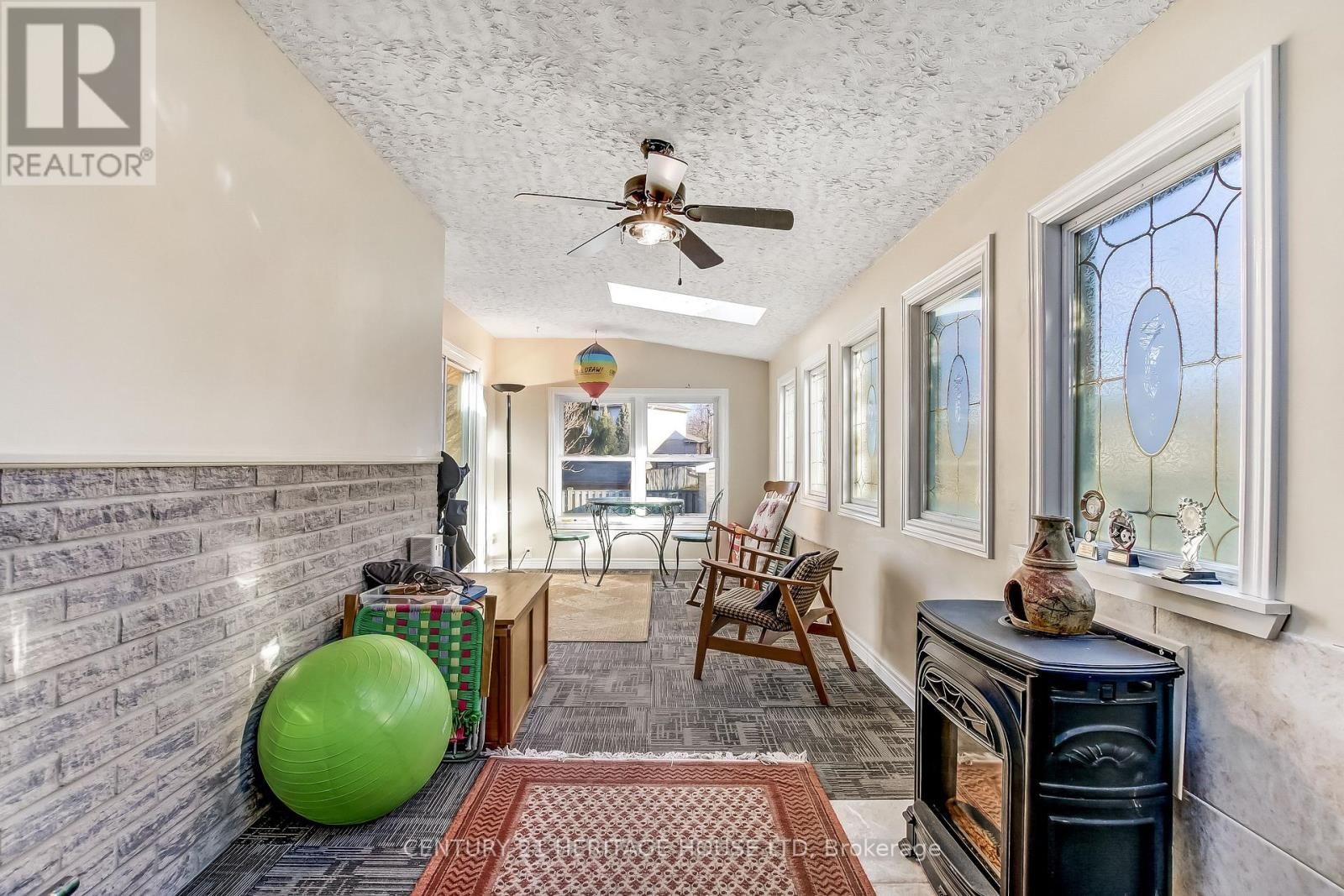 18 HICKORY BOULEVARD WEST Image 8