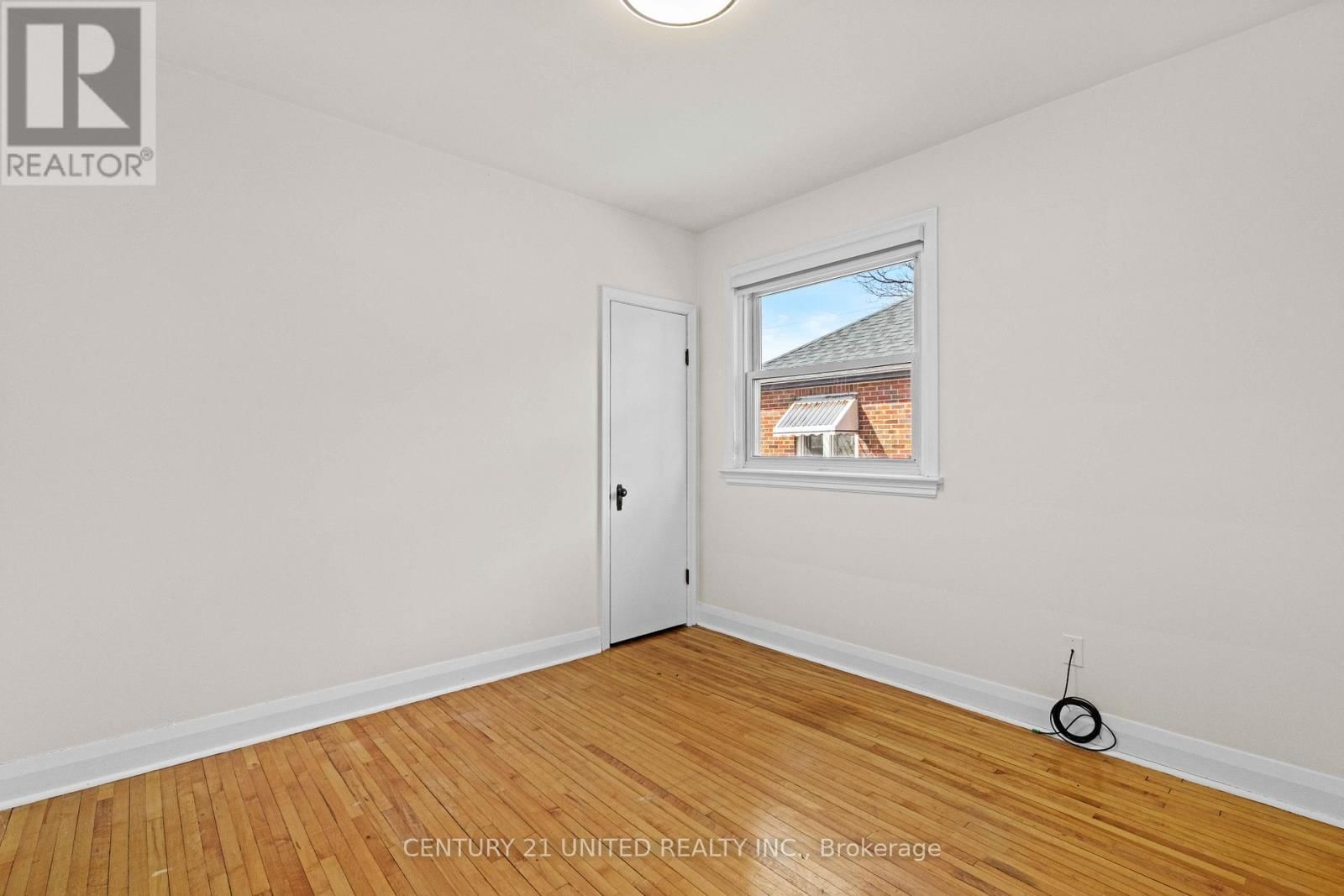 661 RUBIDGE STREET Image 15