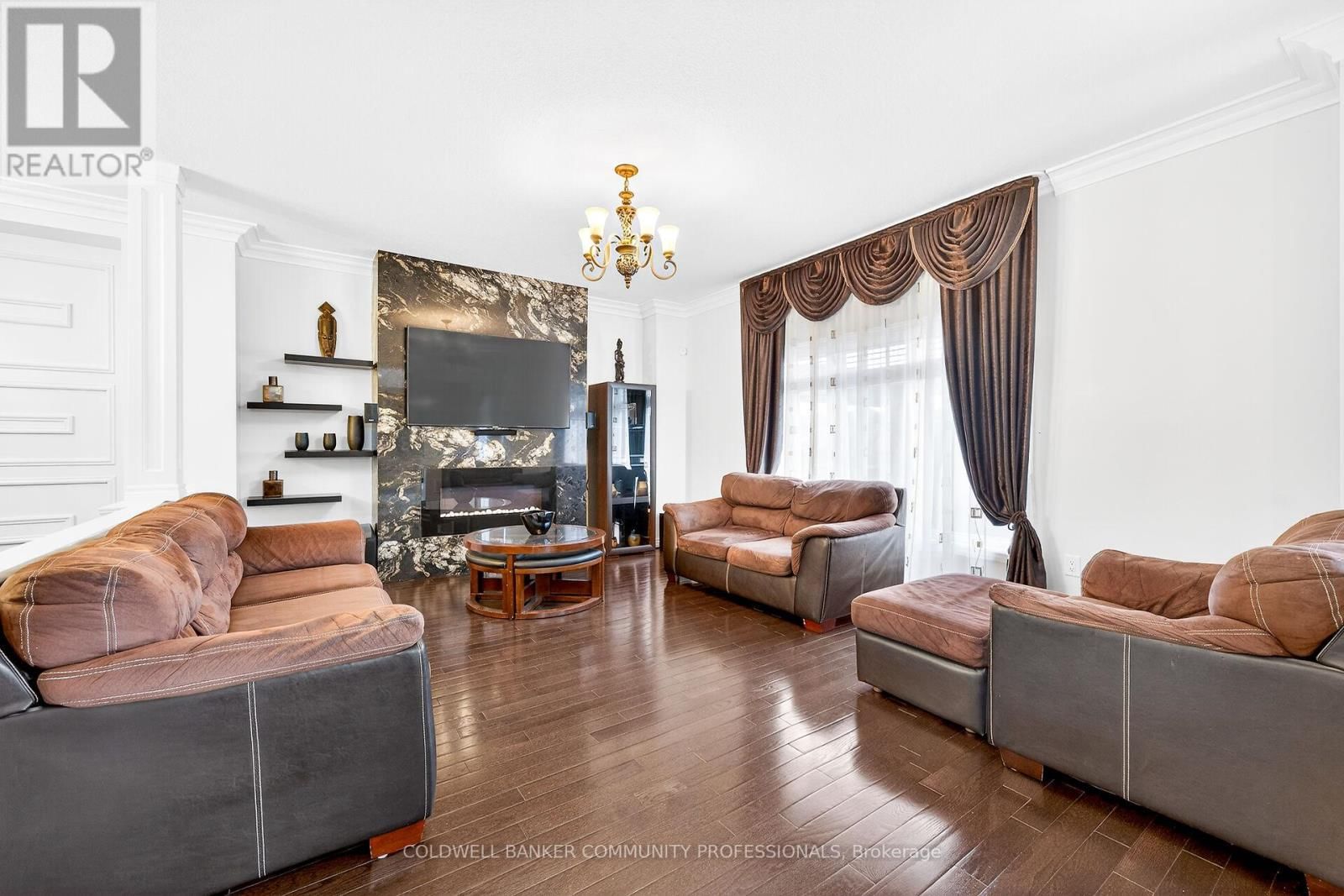 182 IRWIN AVENUE Image 18