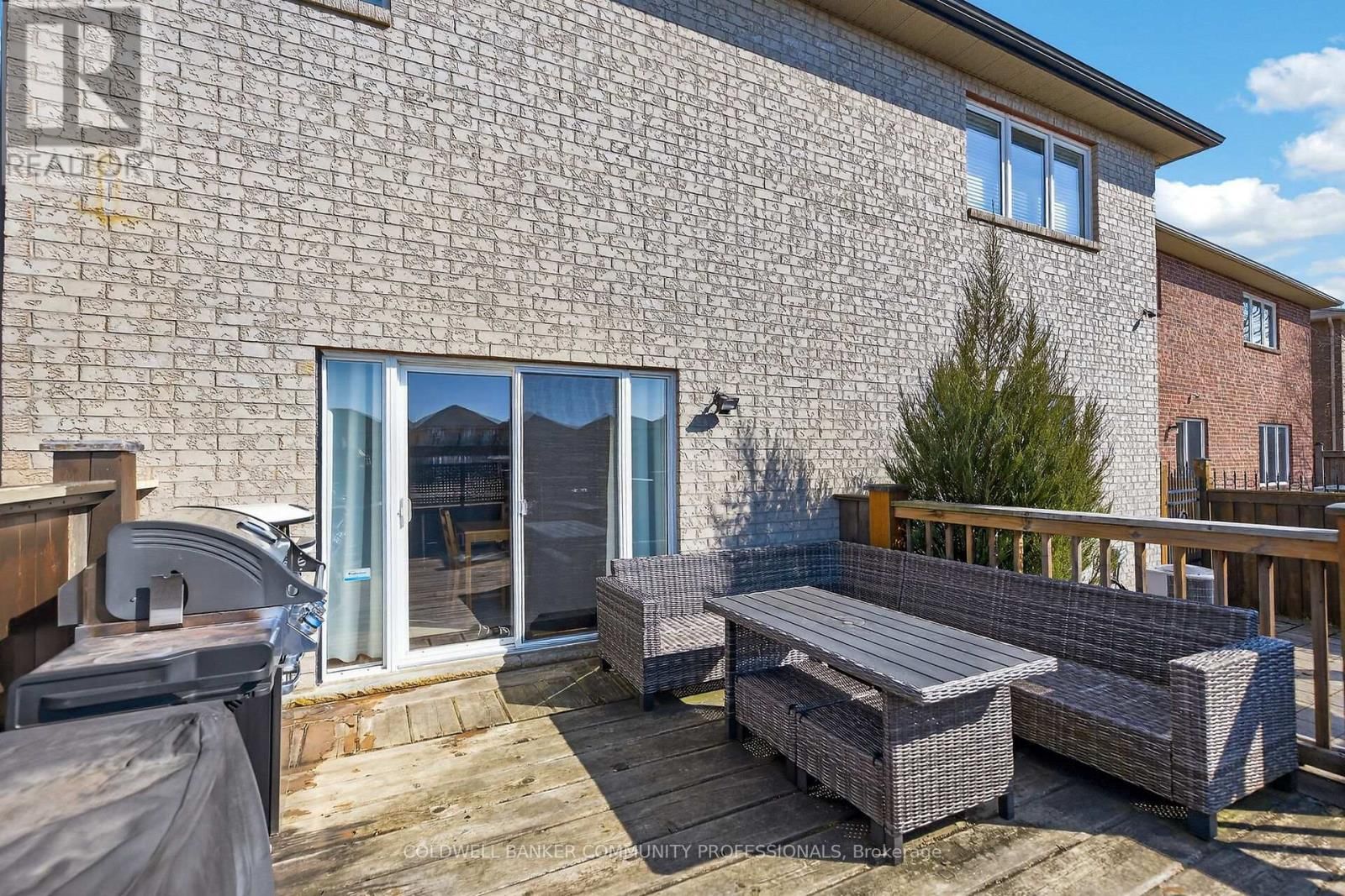 182 IRWIN AVENUE Image 41