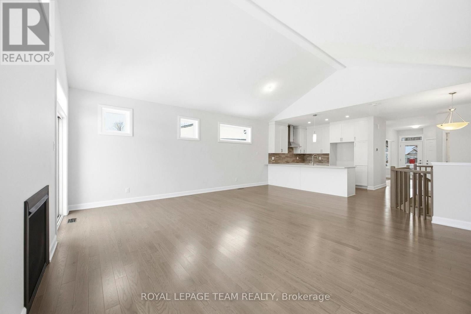 537 SWINLEY CRESCENT Image 16