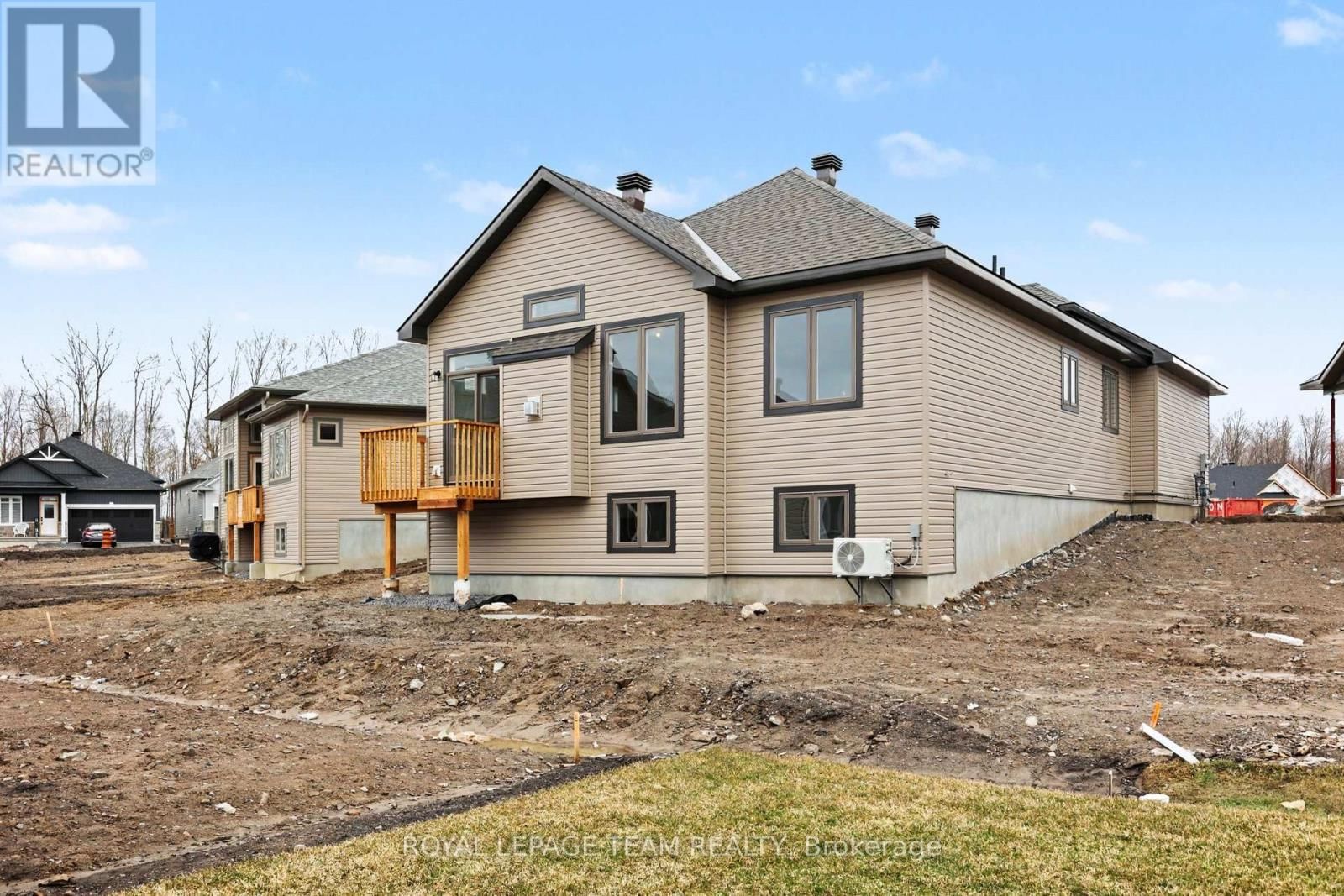 537 SWINLEY CRESCENT Image 38