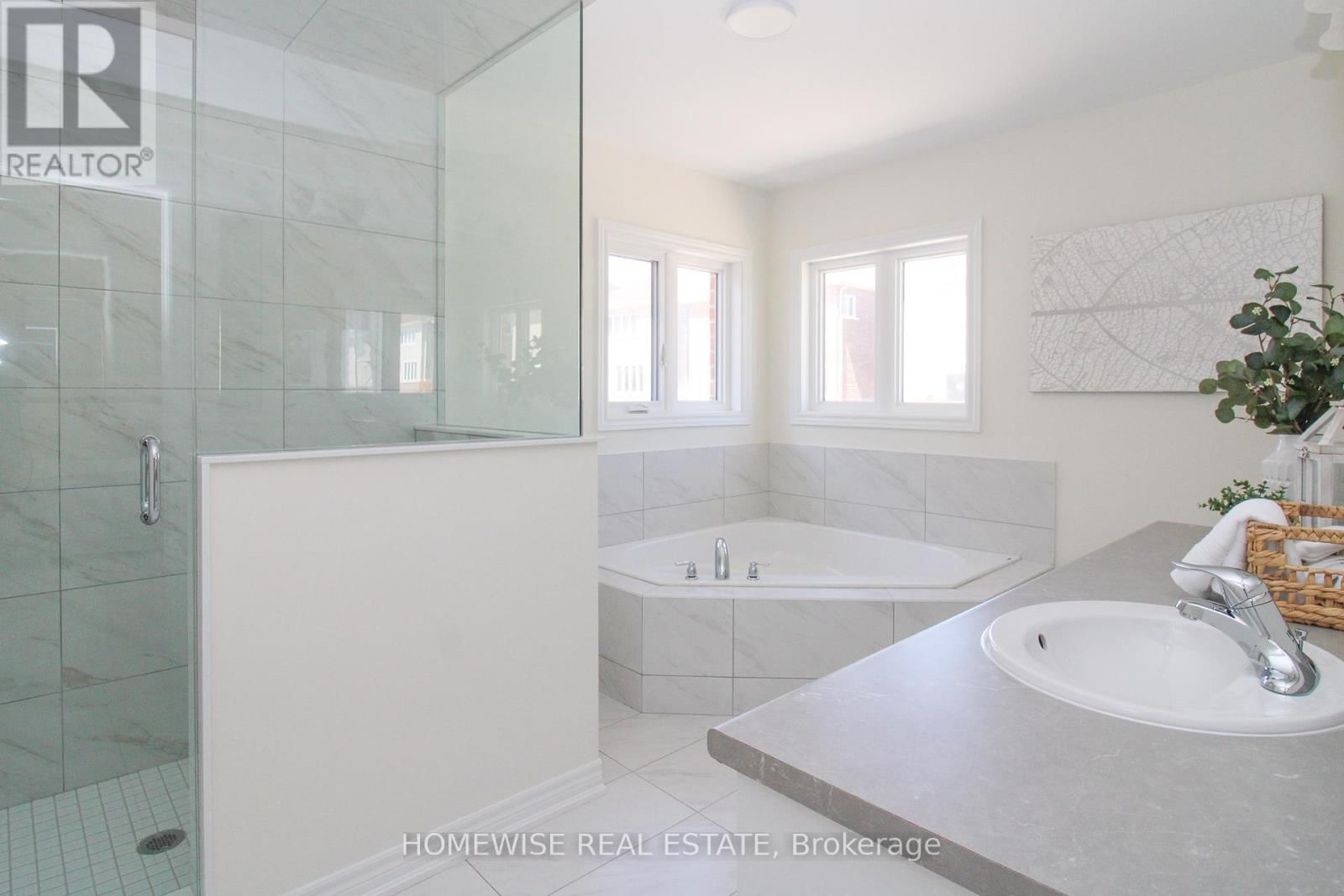 514 CLAYTON AVENUE Image 13