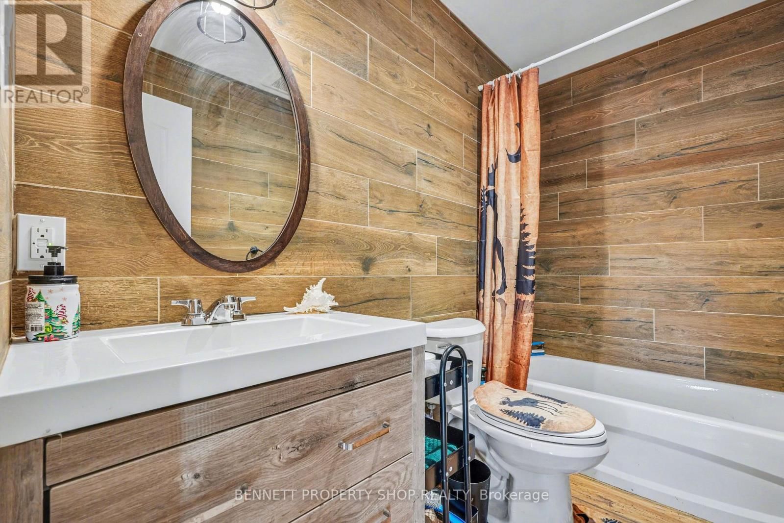 7261 THIRD LINE ROAD SOUTH Image 12